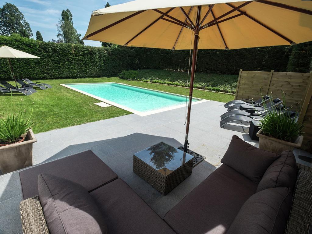 Villa Modern Mansion In Hasti Re Par Del With Pool Hastiere-par-dela Exterior foto